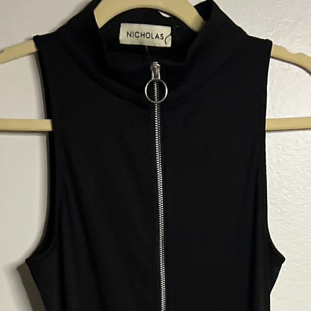 NICHOLAS Zip Front Romper Size M - Picture 6 of 10